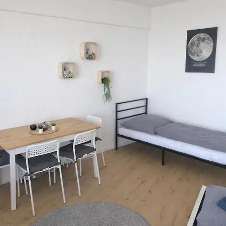 Penthouse Im 20 Stock Apartment *